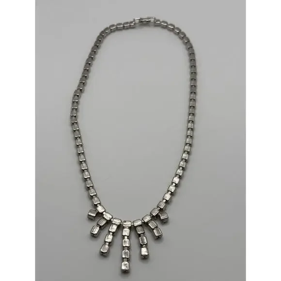 VTG Rhinestone Necklace Clear Dangle Silver Tone J1-3026 - Picture 3 of 9